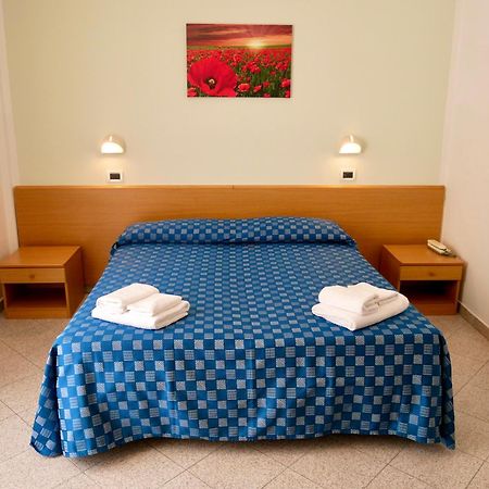 Hotel Jole Marina dʼMarina dʼAndora 외부 사진