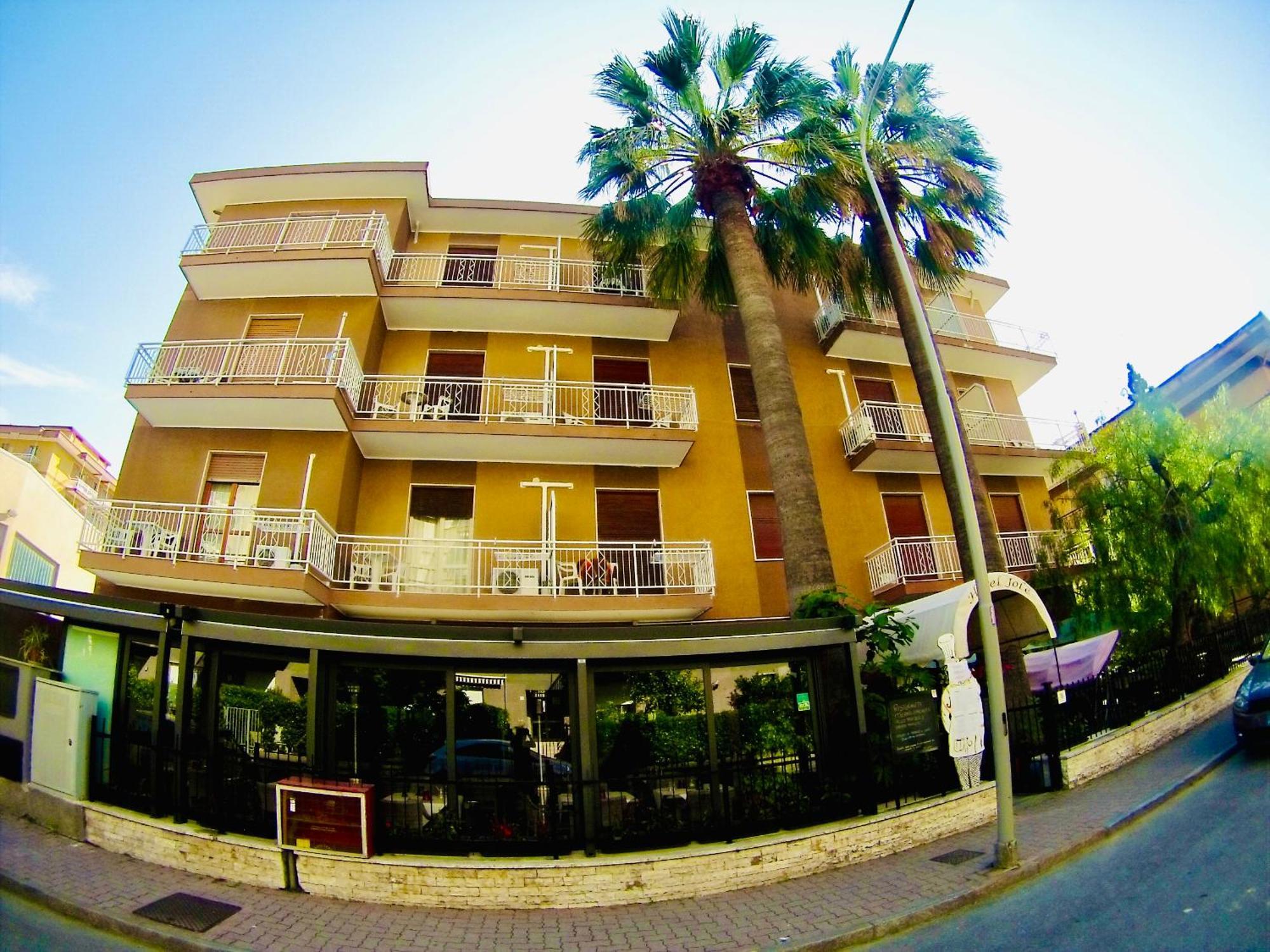 Hotel Jole Marina dʼMarina dʼAndora 외부 사진